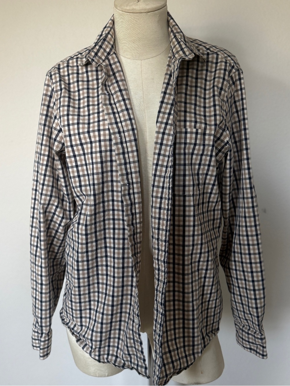 gap plaid button down